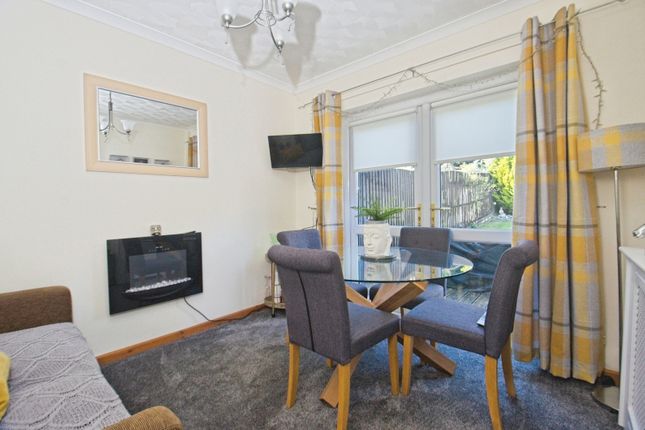 3 bed detached house