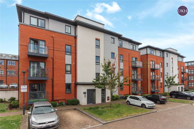 Rembrandt Way, Watford WD18 2 bed apartment for sale