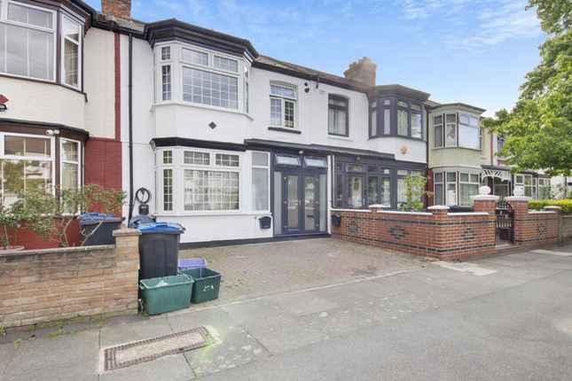 St James Road, London CR4 2 bed flat for sale