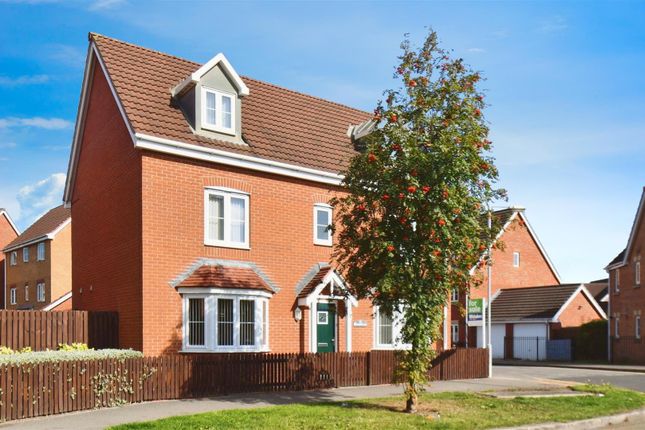 Runnymede Lane, Kingswood, Hull 5 bed detached house for sale