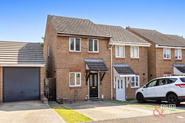 2 bedroom semi-detached house for sale