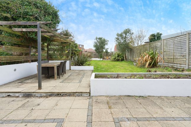 4 bedroom bungalow for sale
