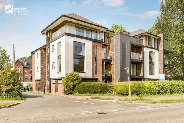2 bed flat