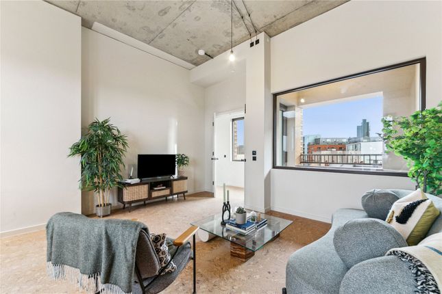 All Saints Passage, SW18 3 bed apartment for sale
