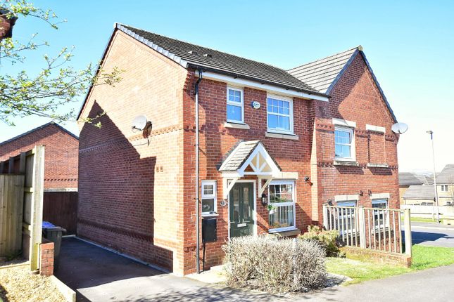 Ginnell Farm Avenue, Burnedge... 3 bed semi