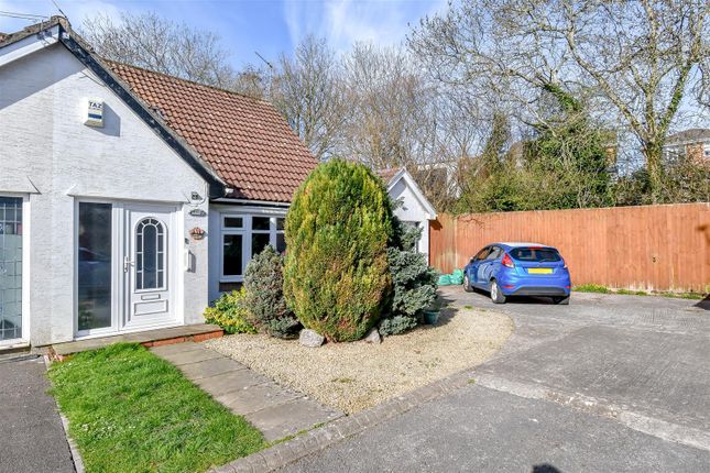 2 bedroom semi-detached bungalow for sale