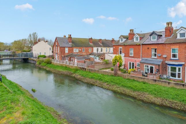 Albert Terrace, Lincoln... 3 bed terraced house for sale