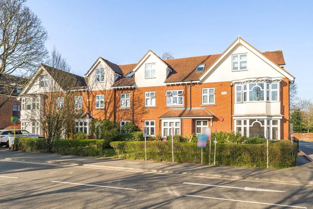The Avenue, Hertfordshire WD17 2 bed apartment for sale