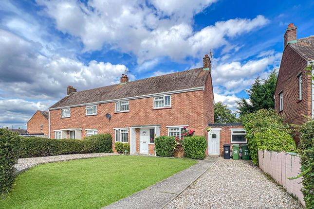 3 bed semi-detached house