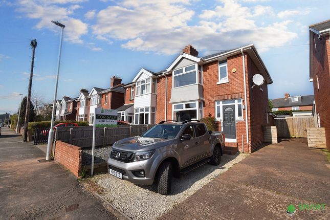 3 bedroom semi-detached house for sale