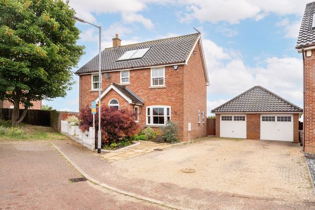 Bradfield Drive, Martham 4 bed detached house for sale
