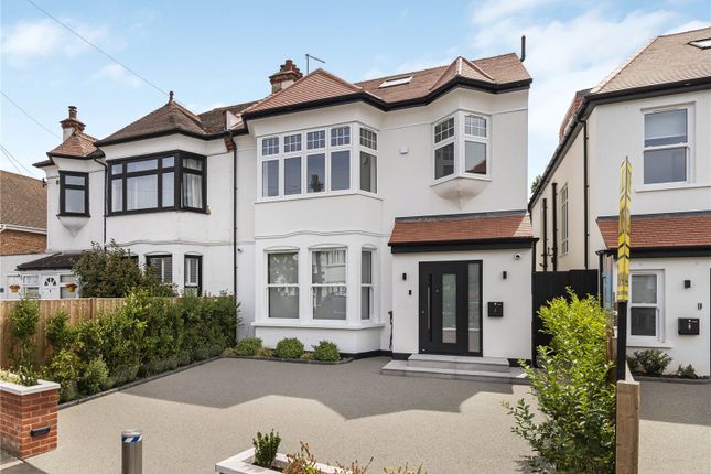 Myddelton Park, Whetstone, London, N20 5 bed semi