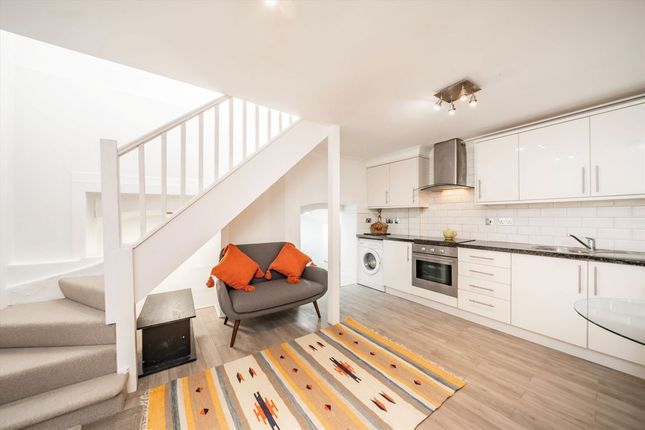 Crisp Road, London W6 2 bed flat for sale