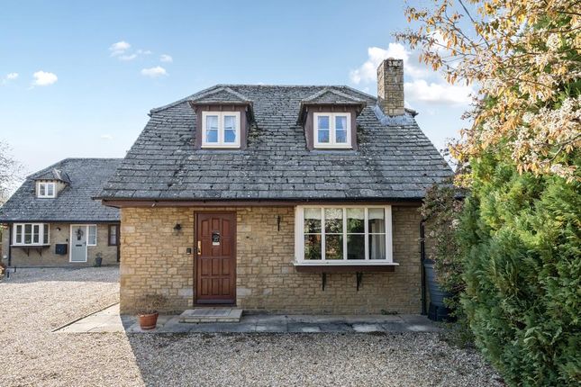 Clanfield,  Oxfordshire,  OX18 3 bed cottage for sale