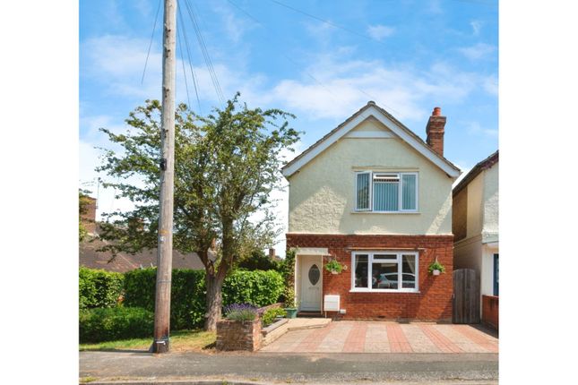 4 bed detached house