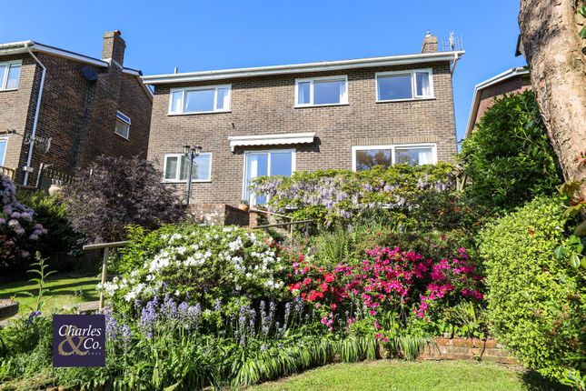 3 bed detached house