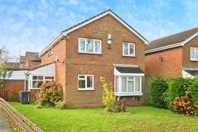 4 bed detached house