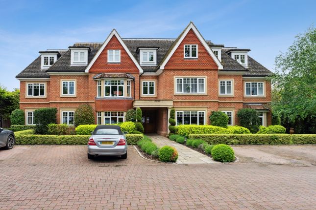 Shoppenhangers Road, Maidenhead 2 bed flat for sale