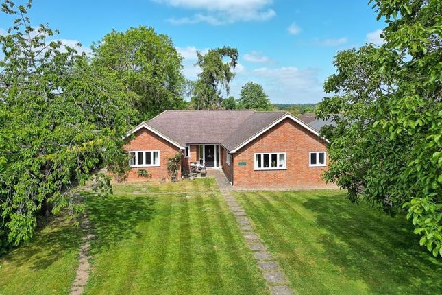 4 bedroom detached bungalow for sale