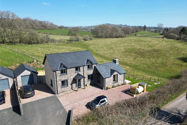 3 bed detached house