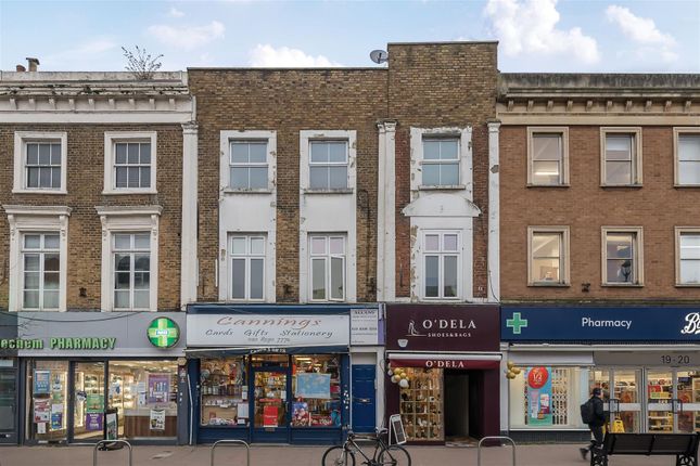 Victoria Road, Surbiton 3 bed apartment for sale