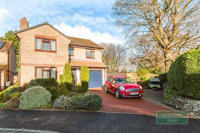 4 bed detached house