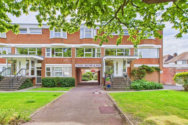 2 bedroom maisonette for sale