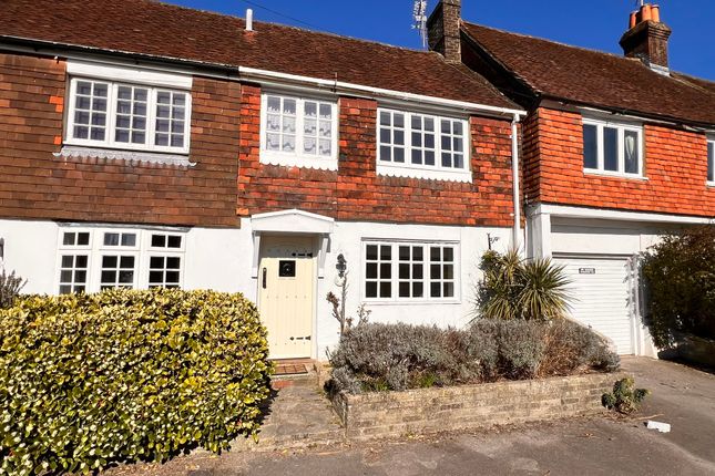 The Square, Petersfield GU31 2 bed terraced house for sale