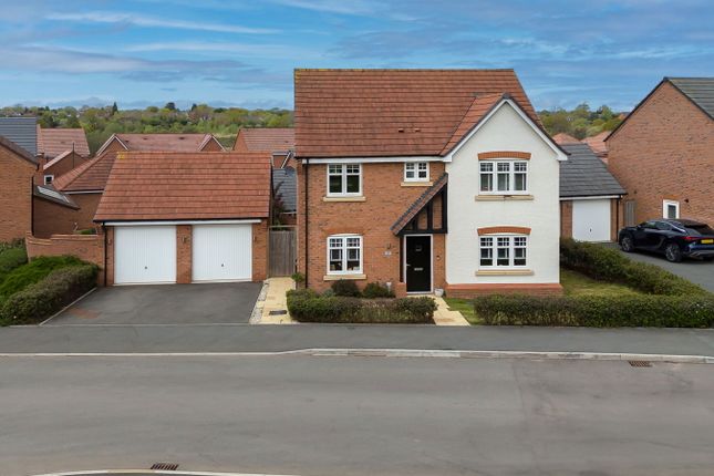 4 bed detached house