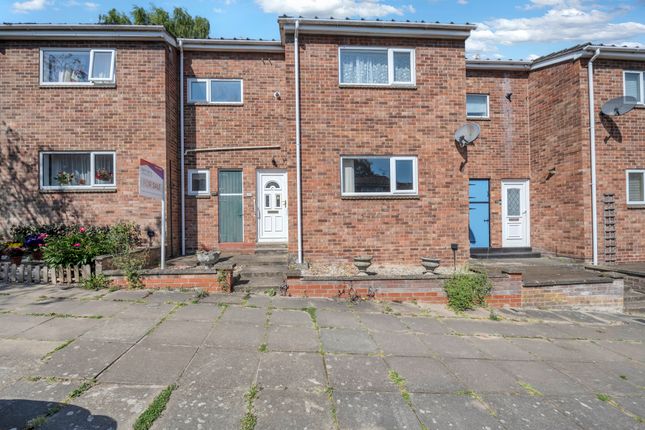 York Close, Bury St. Edmunds 3 bed terraced house for sale