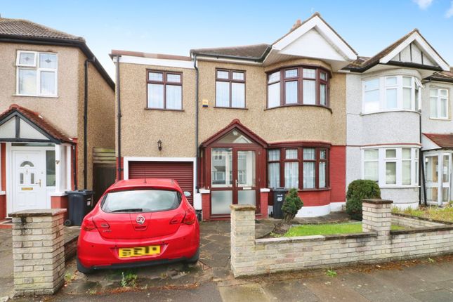 Holland Park Avenue, Ilford IG3 3 bed semi