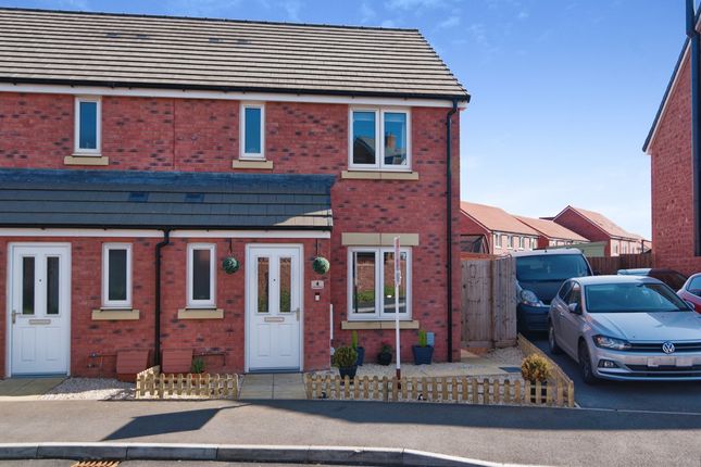 3 bed semi-detached house