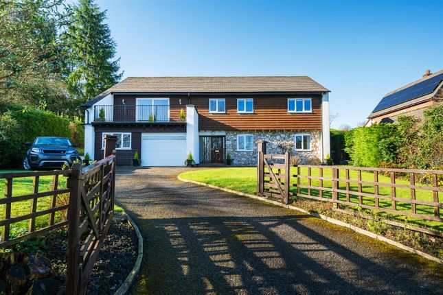 3 bed detached house