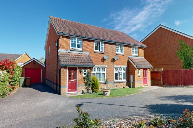 Britannia Lane, Knights Park, Ashford 3 bed semi