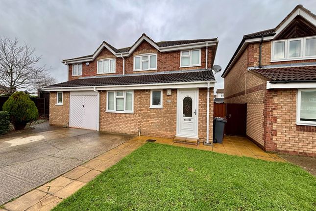 Clemence Road, Dagenham, RM10 4 bed semi