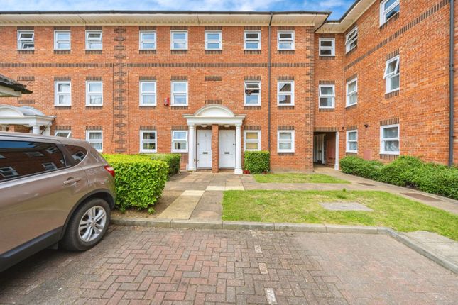 2 bedroom maisonette for sale
