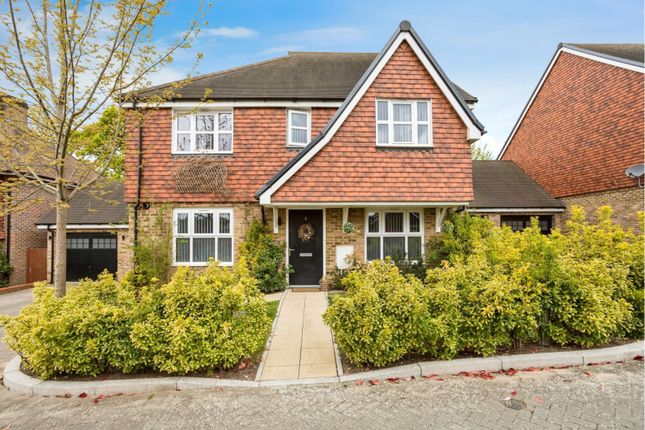 4 bed detached house