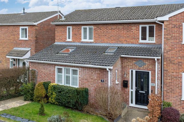 4 bed semi-detached house