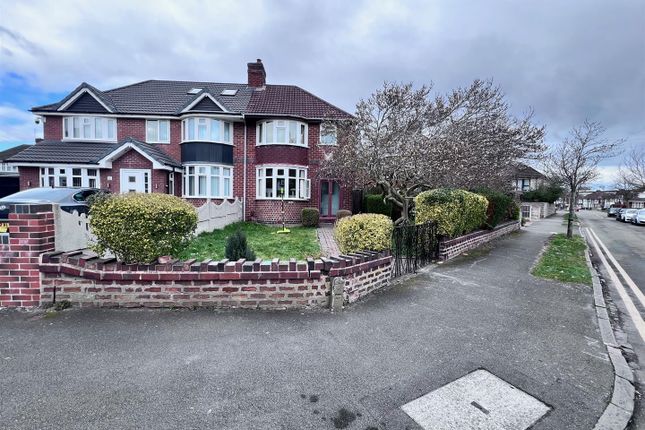 Wilnecote Grove, Birmingham B42 3 bed semi