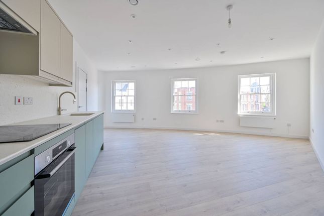 London SE8 1 bed flat for sale