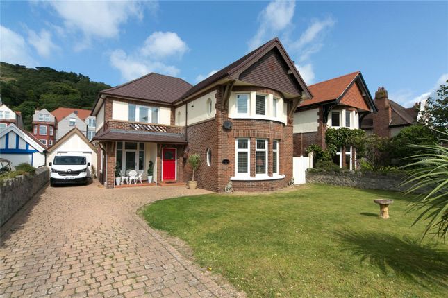 4 bed detached house