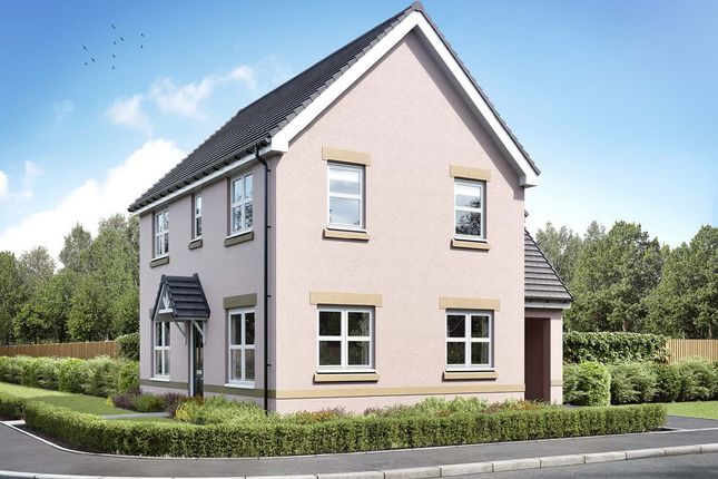 4 bed detached house