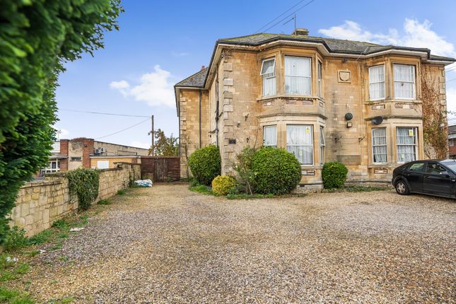 Beanacre Road, Melksham, Wiltshire 7 bed semi