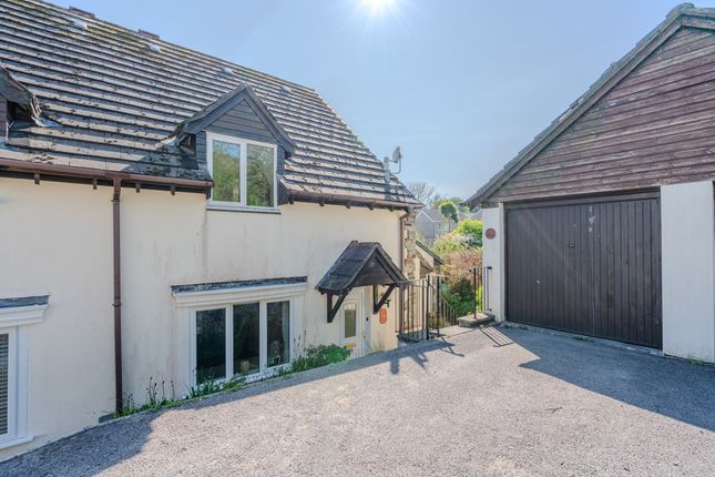 3 bed semi-detached house