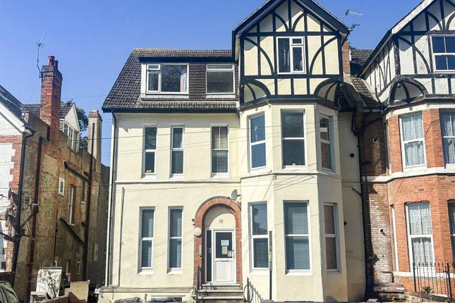 1 bedroom ground floor flat for sale