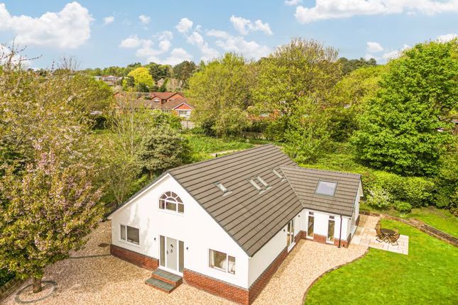 5 bed detached house