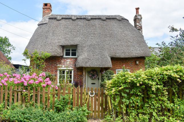 Bickton, Fordingbridge, SP6 2 bed detached house for sale