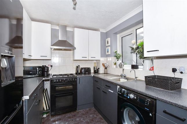 The Head Race, Maidstone, Kent 2 bed terraced house for sale