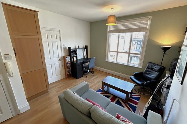 The Causeway, Chippenham 1 bed flat for sale