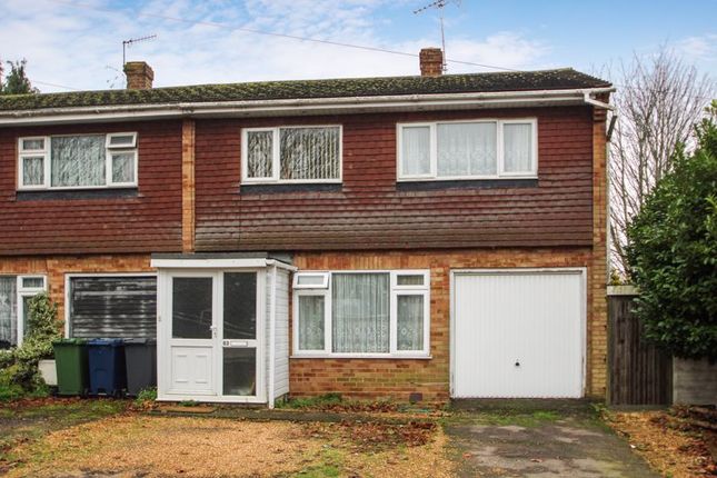 Totteridge Drive, High Wycombe HP13 3 bed end of terrace house for sale